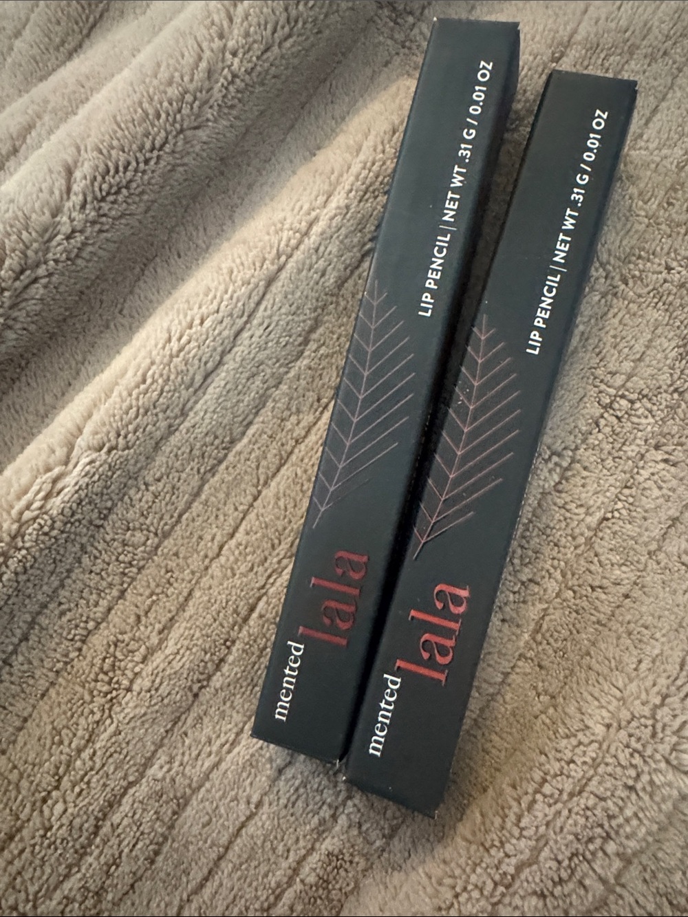 Mented Cosmetics lala lip pencil